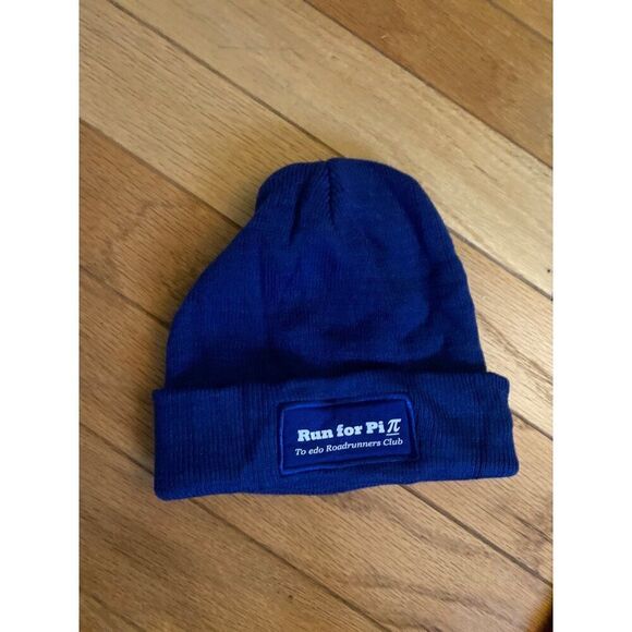 Set of 3 unisex pull on roll up stretch grey blue red beanie hats one size - Picture 4 of 7